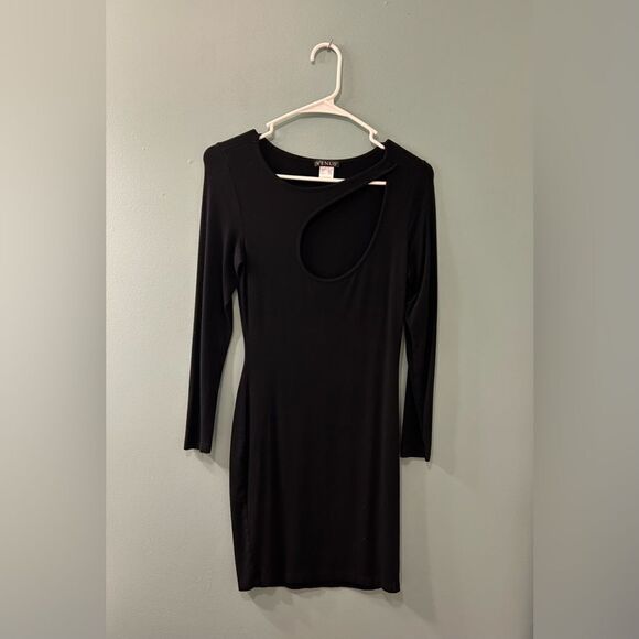NWOT … VENUS “Size: S” Keyhole Dress - Picture 1 of 4